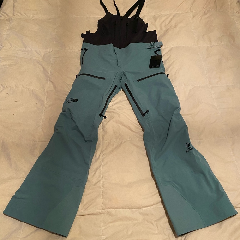 THE NORTHFACE WOMEN'S A-CAD FUTURELIGHT BIBS- NEW